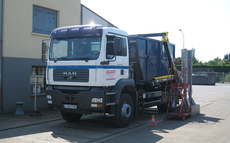 Camion de recyclage